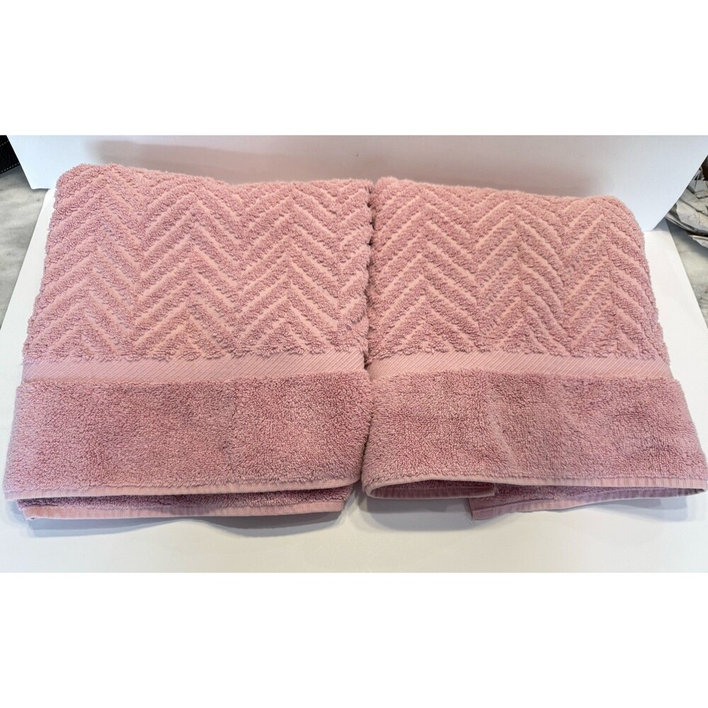 Vintage Fieldcrest Cannon Chevron Pink Bath Towels 100% Cotton USA Set of 2